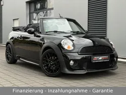 Schwarz Gebraucht 2011 Mini John Cooper Works Cabriolet Cabrio | 10.990 € (Etwas zu teuer)
