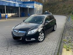 Schwarz Gebraucht 2010 Opel Insignia Kombi | 4.600 €
