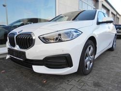 Weiß Gebraucht 2021 BMW 118 Kleinwagen | 15.999 € (Guter Preis)