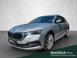 Brilliantsilber metallic Gebraucht 2022 Skoda Octavia Style Kombi | 22.890 € (Etwas zu teuer)