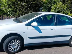 Weiß Gebraucht 2001 Citroën C5 Limousine | 2.200 € (Fairer Preis)