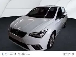 "nevada" weiss Gebraucht 2024 Seat Ibiza FR Limousine | 21.430 € (Fairer Preis)