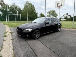 Schwarz Gebraucht 2011 BMW 325 Kombi | 6.800 € (Guter Preis)