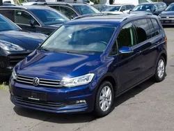 Atlantik blue metallic Gebraucht 2022 VW Touran Comfortline Van / Kleinbus | 25.888 € (Fairer Preis)