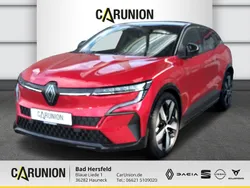 Rot Gebraucht 2022 Renault Mégane Techno Kleinwagen | 34.990 € (Teuer)
