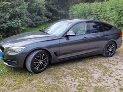 Grau Gebraucht 2013 BMW 318 Gran Turismo Comfort Edition Kombi | 11.800 € (Fairer Preis)
