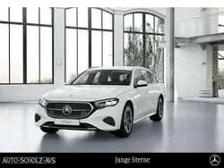Polarweiß Gebraucht 2024 Mercedes E200 Avantgarde Kombi | 45.315 € (Fairer Preis)