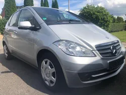 Silber Gebraucht 2010 Mercedes A160 Kleinwagen | 3.900 € (Guter Preis)
