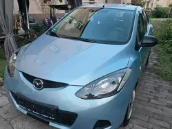 Blau Gebraucht 2009 Mazda 2 Kleinwagen | 2.999 € (Guter Preis)