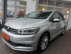 Silber Gebraucht 2019 VW Touran Join Van / Kleinbus | 19.990 € (Guter Preis)