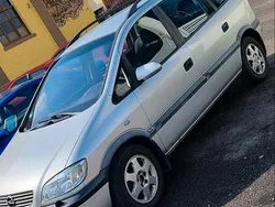 Silber Gebraucht 2002 Opel Zafira Van / Kleinbus | 999 € (Guter Preis)