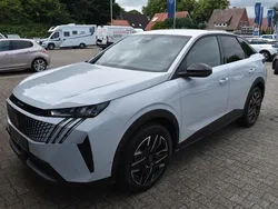Weiß Gebraucht 2024 Peugeot 3008 Allure SUV | 31.150 € (Fairer Preis)