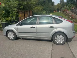 Silber Gebraucht 2006 Ford Focus Limousine | 1.200 €