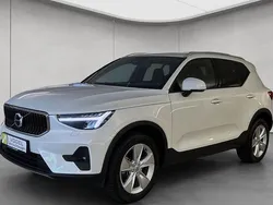 Weiß Gebraucht 2024 Volvo XC40 Core SUV | 34.490 € (Guter Preis)