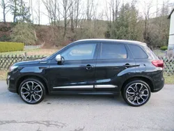 Schwarz Gebraucht 2022 Suzuki Vitara Comfort+ SUV | 25.890 € (Teuer)