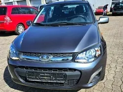 Grau (metallic) Gebraucht 2016 Lada Kalina Kombi | 3.450 € (Superpreis)