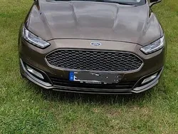 Braun Gebraucht 2019 Ford Mondeo Vignale Kombi | 19.700 € (Etwas zu teuer)