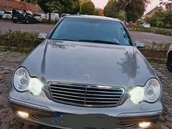 Grau Gebraucht 2004 Mercedes C200 AMG Limousine | 2.000 € (Superpreis)