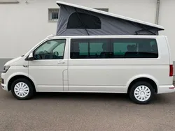 Weiß metallic Gebraucht 2016 VW T6 Van | 39.990 € (Teuer)