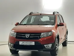 Rot Gebraucht 2014 Dacia Sandero Prestige Kleinwagen | 7.400 € (Fairer Preis)