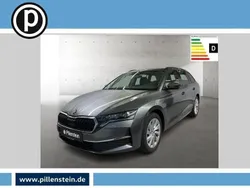 Grau Gebraucht 2024 Skoda Octavia Selection Kombi | 28.406 € (Superpreis)