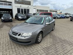 Grau Gebraucht 2004 Saab 9-3 Linear Limousine | 990 € (Guter Preis)