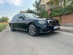 Blau Gebraucht 2017 Mercedes E220 Exclusive Limousine | 21.990 € (Superpreis)