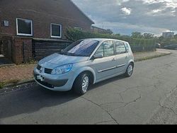 Silber Gebraucht 2007 Renault Scénic II Dynamique Van / Kleinbus | 2.200 € (Fairer Preis)