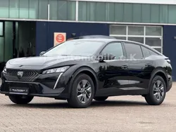 Schwarz Gebraucht 2024 Peugeot 408 Allure Limousine | 23.499 €