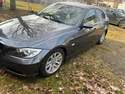 Grau Gebraucht 2008 BMW 325 Limousine | 5.000 € (Superpreis)