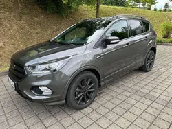 Grau Gebraucht 2019 Ford Kuga ST-Line SUV | 15.500 € (Guter Preis)