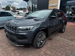 Grau Neu 2025 Jeep Compass Summit SUV | 38.980 € (Fairer Preis)