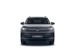 Grau Gebraucht 2024 VW Tiguan Life SUV | 39.930 € (Fairer Preis)