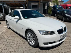 Weiß Gebraucht 2009 BMW 320 Cabriolet Comfort Edition Cabrio | 12.900 € (Fairer Preis)
