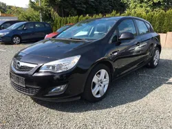 Schwarz Gebraucht 2010 Opel Astra Edition Limousine | 5.690 € (Guter Preis)