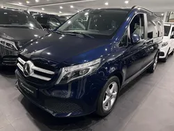 Blau Gebraucht 2022 Mercedes V220 Edition Van / Kleinbus | 35.900 € (Guter Preis)