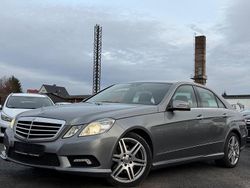 Silber Gebraucht 2010 Mercedes E300 AMG line Limousine | 10.999 € (Fairer Preis)