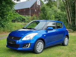Blau Gebraucht 2015 Suzuki Swift Club Kleinwagen | 7.689 € (Fairer Preis)