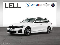 Weiß Gebraucht 2022 BMW 330e M Sport Kombi | 27.850 € (Superpreis)