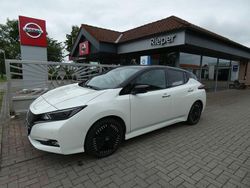 Other Gebraucht 2023 Nissan Leaf N-Connecta Kleinwagen | 26.990 €