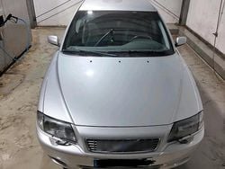 Silber Gebraucht 2003 Volvo S80 Limousine | 4.100 €