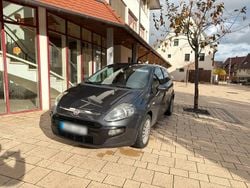 Grau Gebraucht 2011 Fiat Punto Evo Kleinwagen | 2.380 € (Fairer Preis)