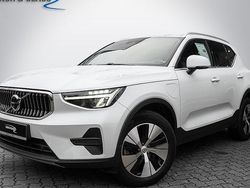 Crystal weiss Gebraucht 2022 Volvo XC40 Plus SUV | 30.890 € (Fairer Preis)