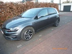 Grau Gebraucht 2019 VW Golf VII Join Limousine | 18.900 € (Guter Preis)