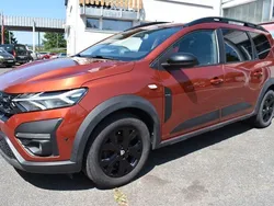 Braun Gebraucht 2022 Dacia Jogger Extreme Limousine | 18.950 € (Fairer Preis)