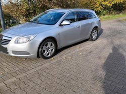Silber Gebraucht 2010 Opel Insignia Kombi | 4.500 € (Fairer Preis)