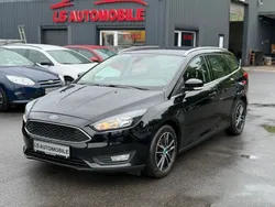 Schwarz Gebraucht 2016 Ford Focus Limousine | 4.750 € (Guter Preis)