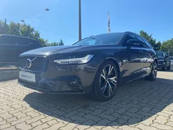 Grau Gebraucht 2022 Volvo V90 Ultimate Kombi | 41.990 € (Fairer Preis)