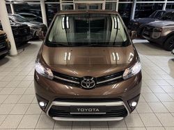 Braun Gebraucht 2022 Toyota Proace Verso Kombi | 32.995 € (Guter Preis)