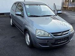 Grau Gebraucht 2003 Opel Corsa Limousine | 750 € (Guter Preis)